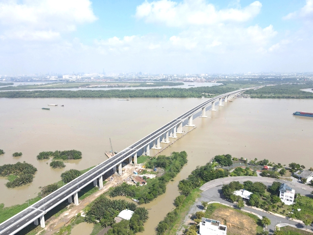 TP.HCM tốc lực mở đường kết nối liên vùng - Ảnh 1