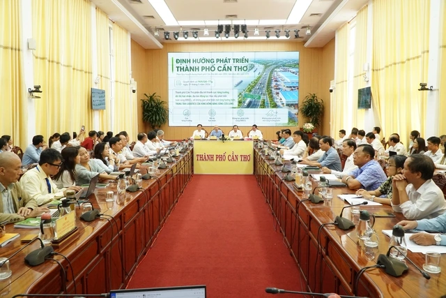Cần Thơ kêu gọi đầu tư 8 trung tâm logistics hiện đại - Ảnh 1