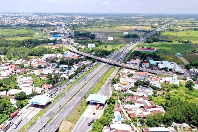 Giao thông kết nối sân bay Long Thành 'chạy' hết tốc lực - Ảnh 1