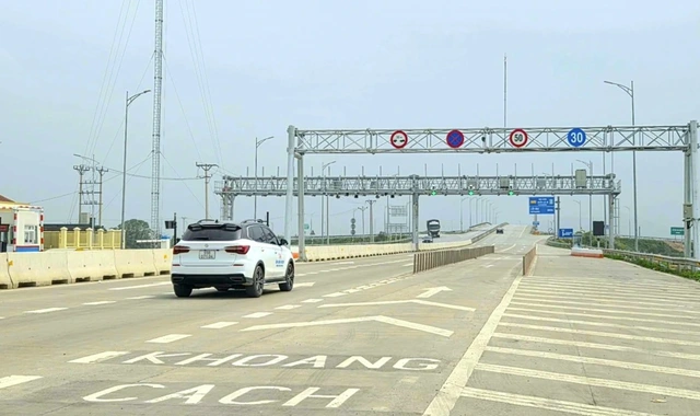 Thu phí 5 tuyến cao tốc Bắc - Nam đoạn Hà Tĩnh - Quảng Trị từ 15.7 - Ảnh 1