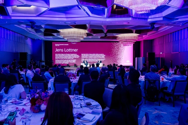 CEO Techcombank Jens Lottner: Tái định nghĩa lợi thế cạnh tranh nhờ chiến lược ‘AI-first’ - Ảnh 1