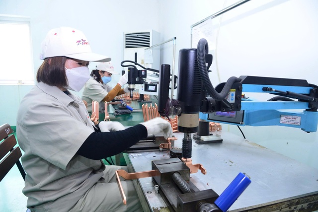 Đề xuất nhiều chính sách tiếp sức doanh nghiệp - Ảnh 2