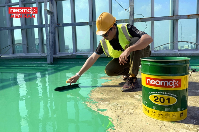 Nhà dột mùa mưa, nỗi khổ không của riêng ai - Ảnh 3