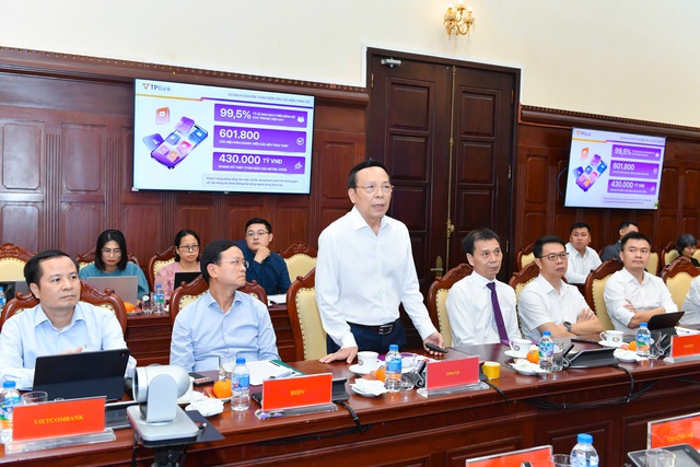 Chủ tịch TPBank Đỗ Minh Phú: Công nghệ chỉ thực sự có ý nghĩa khi phục vụ con người - Ảnh 2