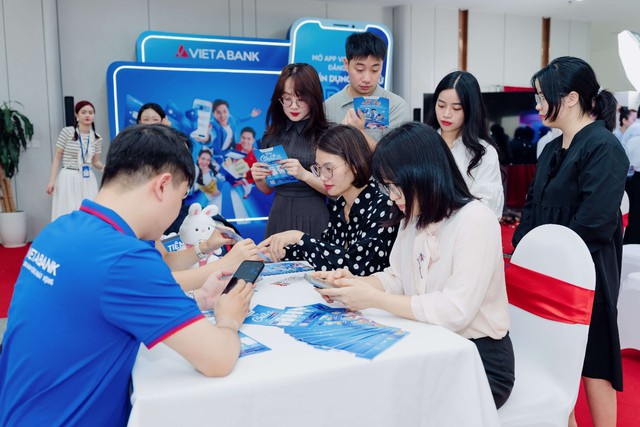 VietABank ra mắt thẻ tín dụng điện tử ezDaily, gia tăng trải nghiệm tài chính hiện đại - Ảnh 2
