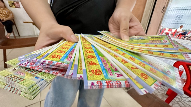 Từ ngày mai 1.7, trúng xổ số, nhận thừa kế trên 20 triệu đồng mới nộp thuế - Ảnh 1