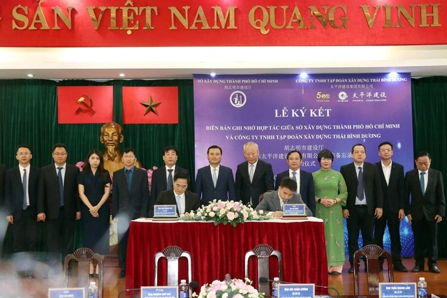 Tập đoàn hàng đầu Trung Quốc sẽ cho TP.HCM vay lãi suất thấp để làm hạ tầng - Ảnh 1