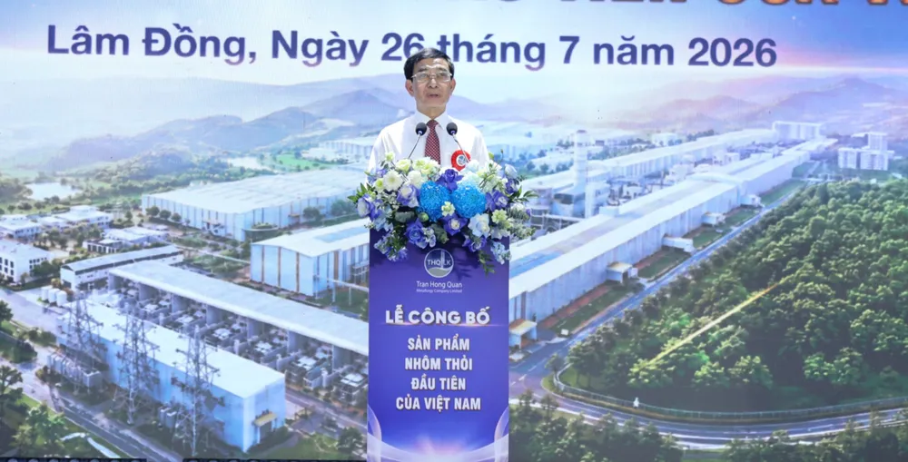 Lâm Đồng: Công bố sản phẩm nhôm thỏi đầu tiên của Việt Nam