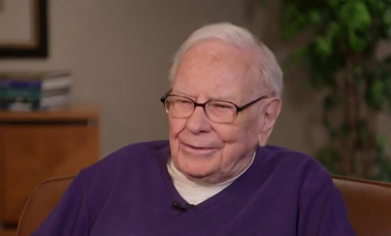Huyền thoại Buffett bất ngờ "đăng đàn", hé lộ về thương vụ khủng mới nhất của Berkshire Hathaway