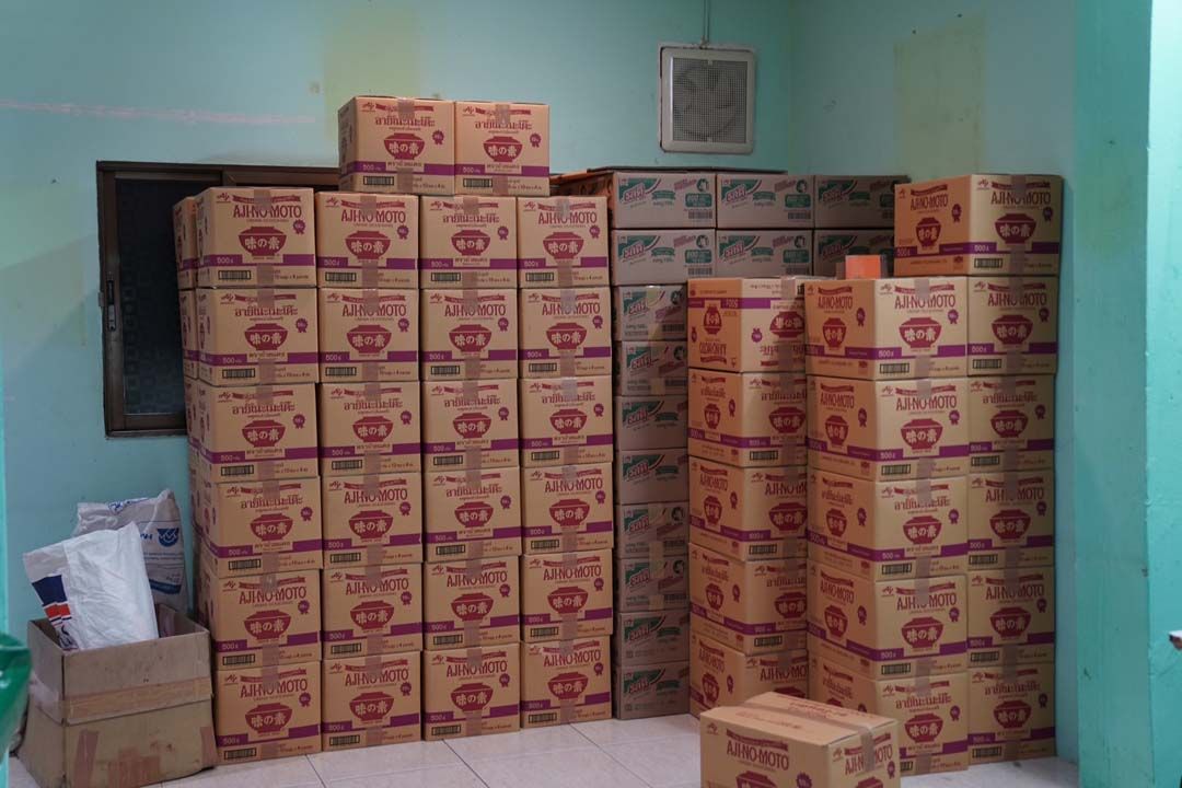 Đột kích 8 nhà kho, công an triệt phá đường dây sản xuất bột ngọt và cà phê giả quy mô lớn, tịch thu hơn 400.000 sản phẩm