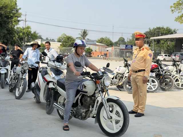 Tất cả người dân chú ý quy định mới nhất của Bộ Công an về cấp Giấy phép lái xe - Ảnh 1