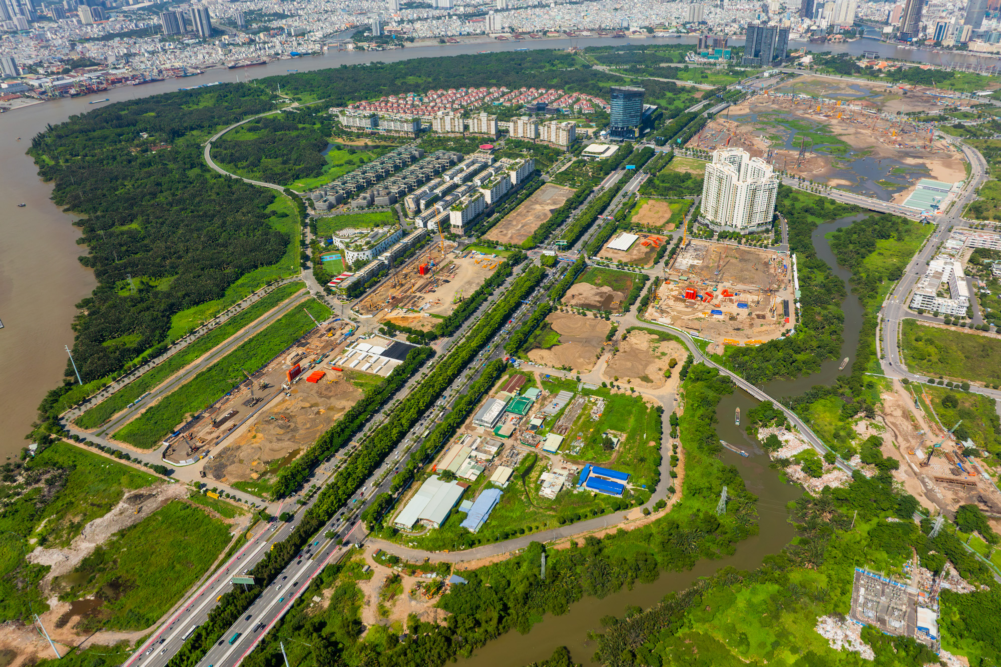 Toàn cảnh 4 tuyến đường trị giá gần 8.300 tỷ ở bán đảo Thủ Thiêm: Dang dở 12 năm, phấn đấu hoàn thành trong vài tháng nữa