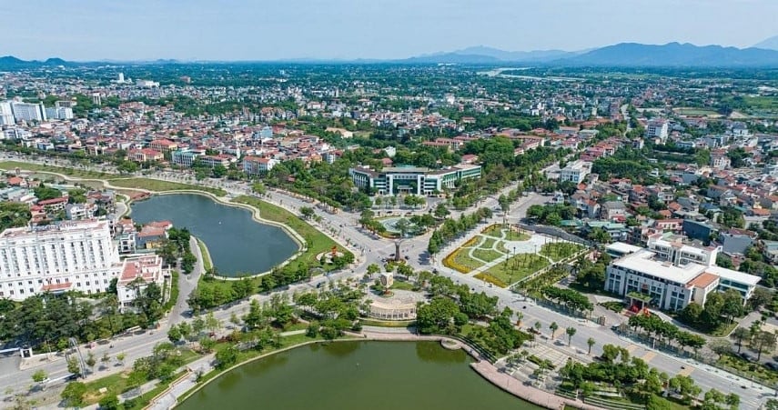 Chỉ trong 6 tháng, một địa phương ghi nhận tăng trưởng GRDP lọt TOP10, FDI tăng bằng lần, đặt mục tiêu thành "thủ phủ" công nghiệp công nghệ cao của Việt Nam - Ảnh 1