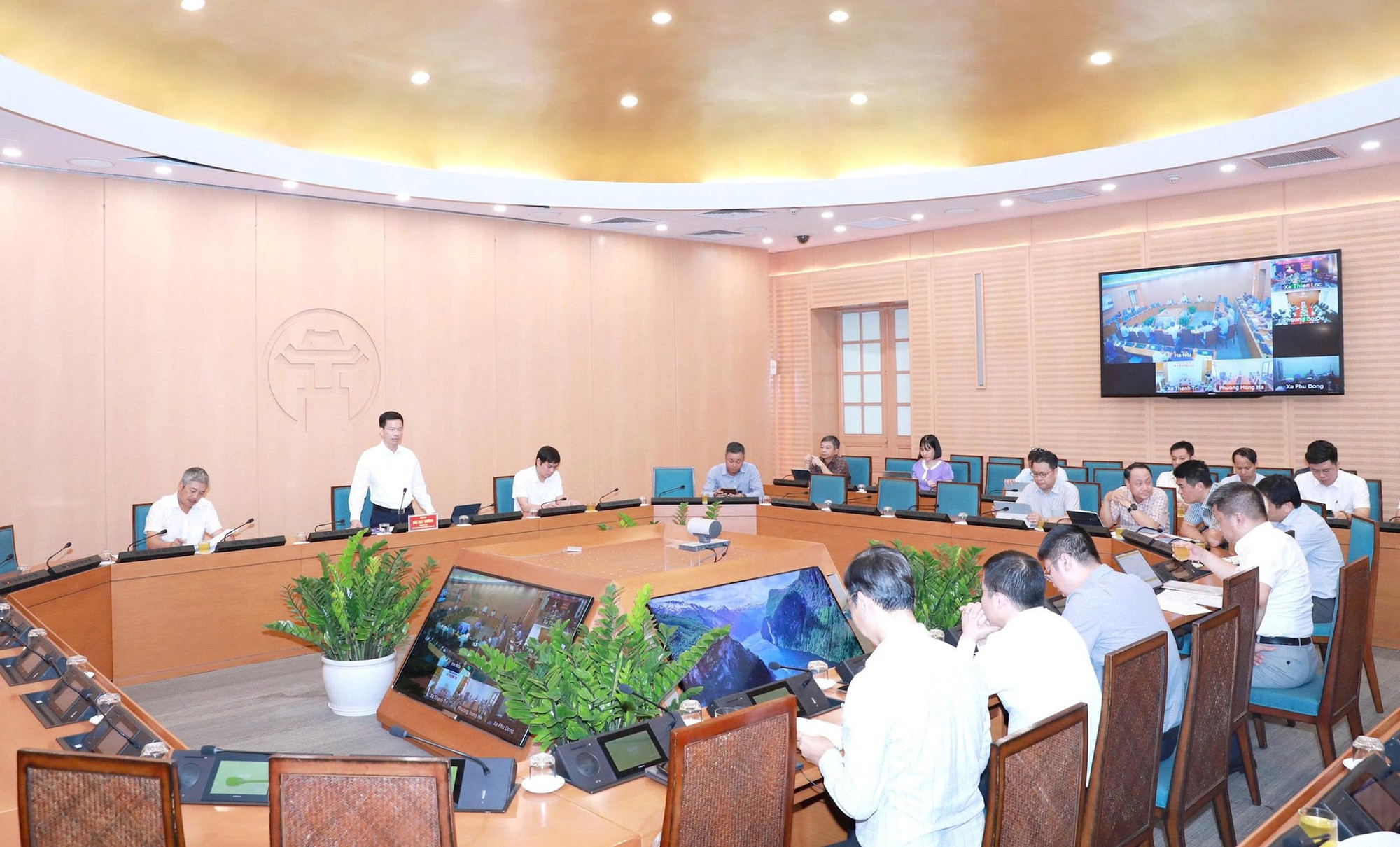Hà Nội: Đôn đốc triển khai 8 cây cầu lớn bắc qua sông - Ảnh 1