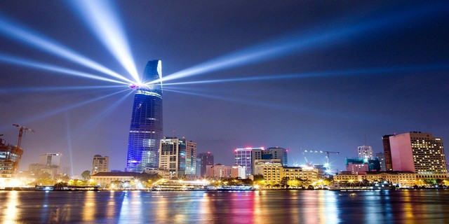 GDP bình quân từng xếp thứ 193/194 thế giới, Việt Nam dần trở thành nền kinh tế “như rồng bay lên” thế nào?