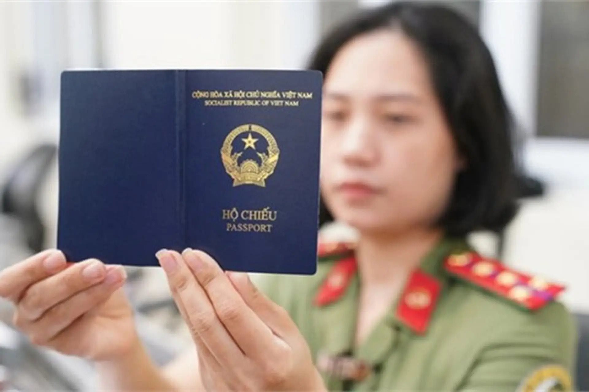 Chính thức từ tháng 7, những trường hợp sau đây sẽ bị hủy giá trị sử dụng hộ chiếu, người dân lưu ý! - Ảnh 1