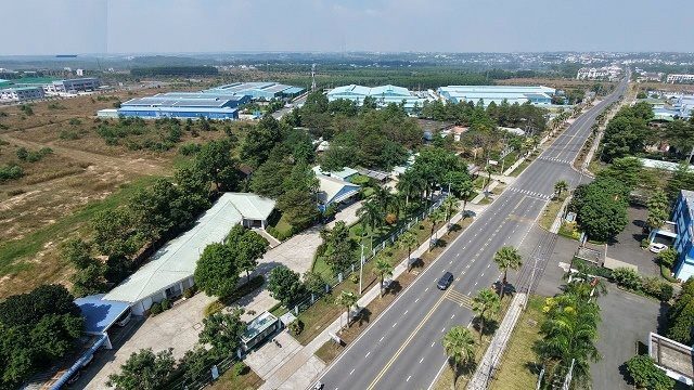 Chưa đầy 2 tháng sau vụ nữ Trưởng Ban Kiểm soát bị khởi tố, thêm Tổng giám đốc trong hệ sinh thái Sonadezi xin rời ghế