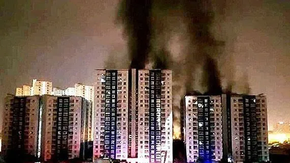 8 năm sau vụ cháy chung cư Carina: TAND TPHCM tuyên án sơ thẩm lần hai phần trách nhiệm dân sự - Ảnh 1