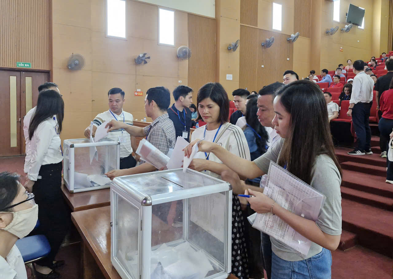 Xã Quốc Oai sắp đấu giá 14 thửa đất, giá khởi điểm từ 10,49 triệu đồng/m² - Ảnh 1