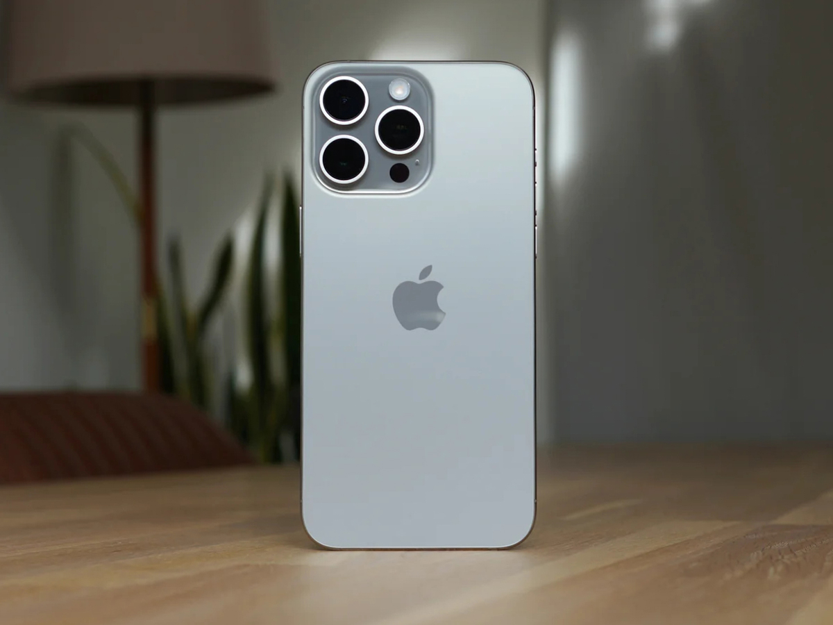 Chiếc iPhone Pro Max đang giảm giá chạm đáy ngay lúc này - Ảnh 1