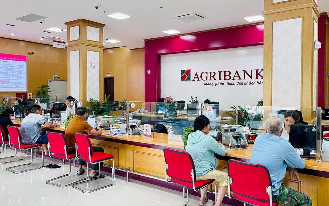 Lãi suất ngân hàng Agribank mới nhất tháng 7/2026: Cao nhất 6,8%/năm khi gửi online, tại quầy tối đa 6%/năm