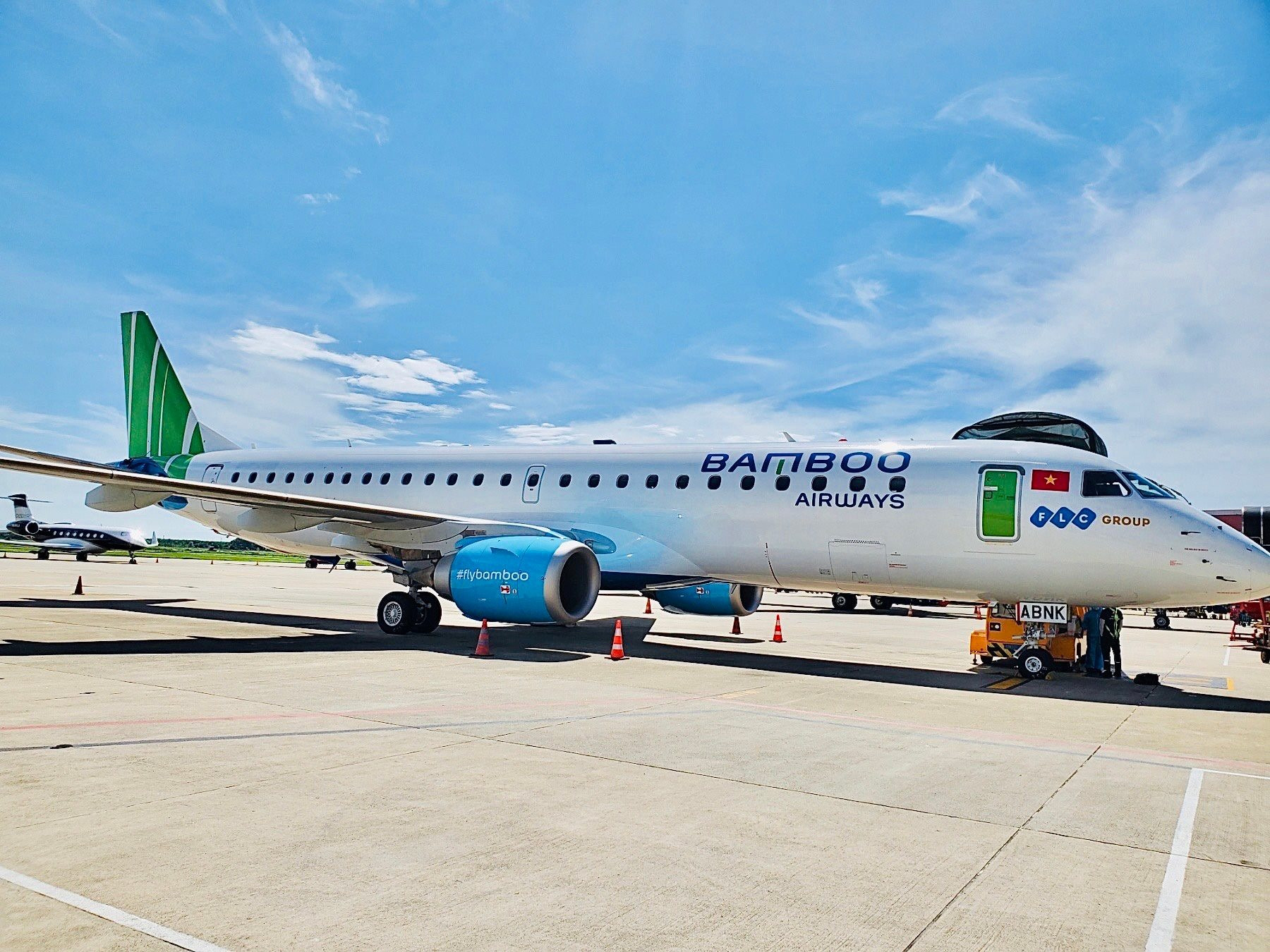 Bamboo Airways thông báo khẩn cách hoàn vé, xin lỗi hành khách bị hủy chuyến