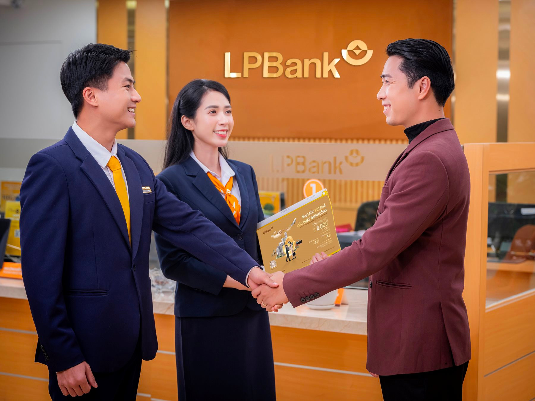 Thu nhập nhân viên LPBank tăng mạnh