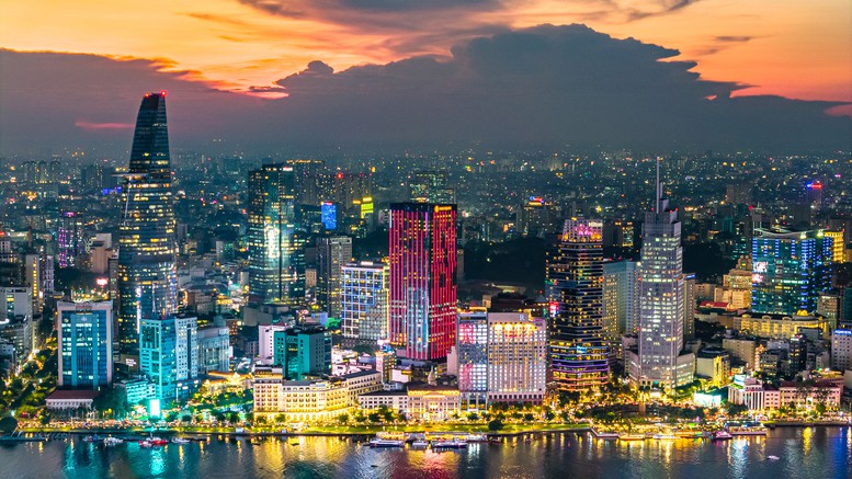 Từ thu nhập trung bình cao tới thu nhập cao: Cột mốc mới của Việt Nam