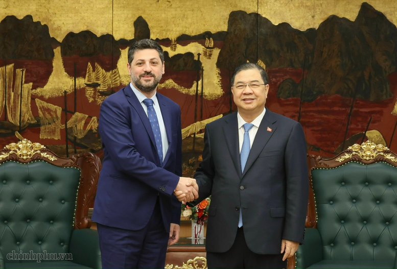 Phó Thủ tướng Thường trực Chính phủ Phạm Gia Túc tiếp Giám đốc điều hành WEF Maroun Kairouz - Ảnh 1