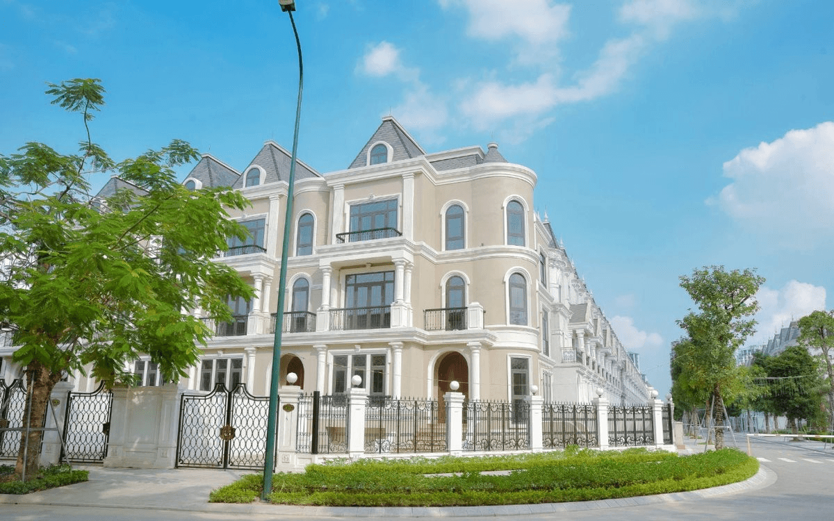 Biệt thự, liền kề Hà Nội xuất hiện dấu hiệu hạ nhiệt: Giá bán sơ cấp còn 210 triệu đồng/m2 đất, phân khúc trên 17 tỷ đồng/căn khó bán