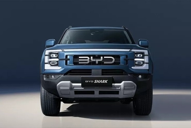 Chủ tịch Ford nói một câu khiến người Mỹ tái mặt: 'Chúng ta không thể mãi cấm xe Trung Quốc' - Ảnh 1