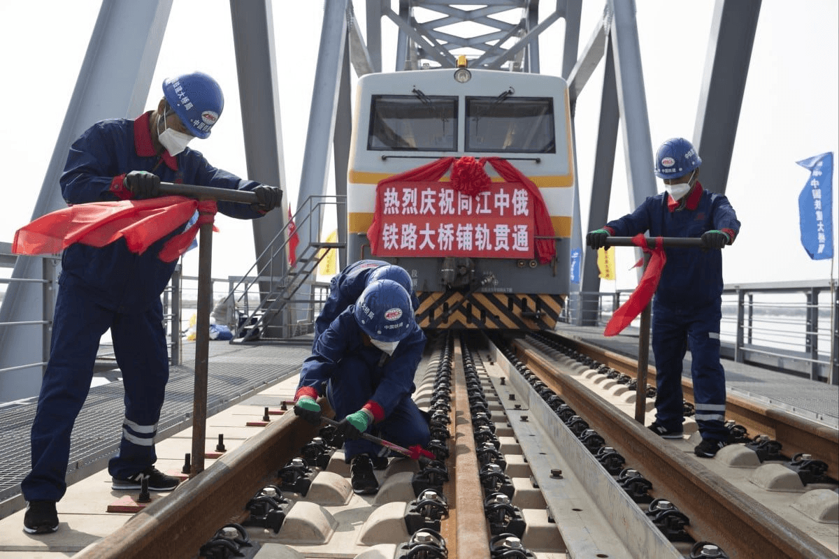Nga, Trung Quốc cùng tính việc lớn - Ảnh 1