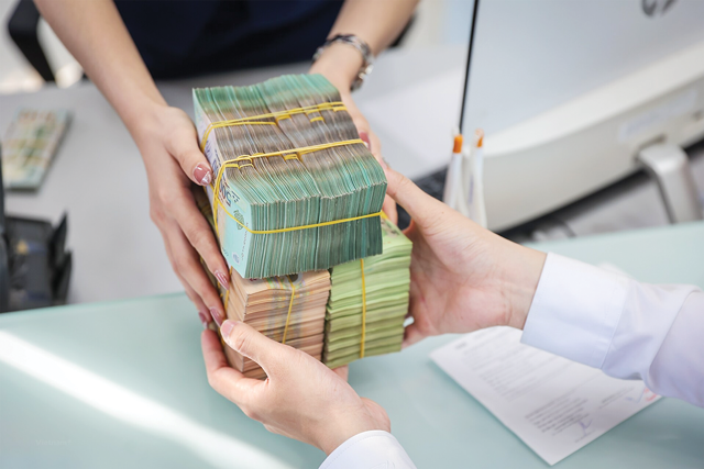 Sếp ABBank lý giải vì sao lãi suất chưa thể cố định trong 5 năm hay 10 năm - Ảnh 1