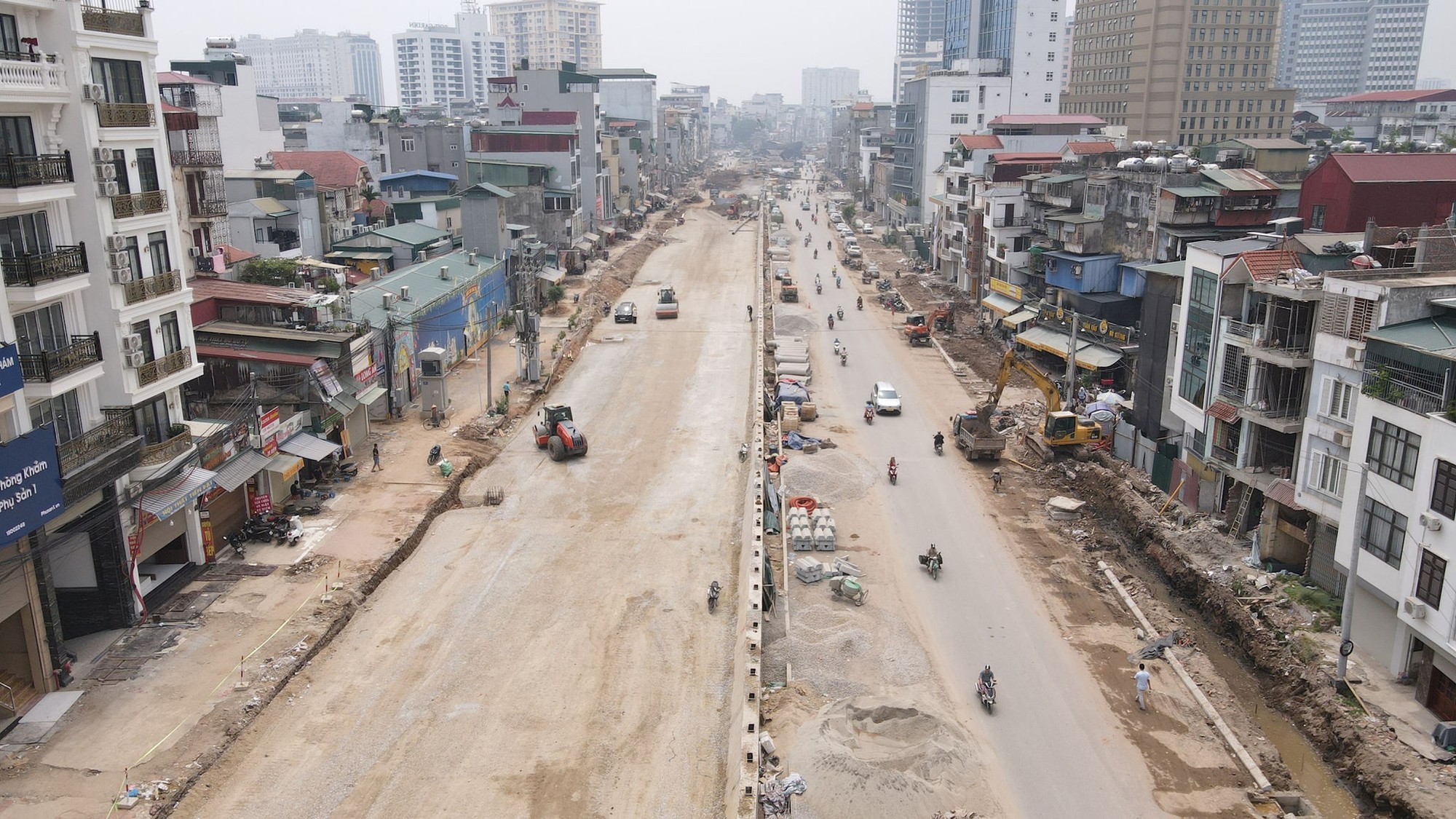 Tăng tốc thi công, hoàn thành tuyến đường Vành đai 1 trước 2-9 - Ảnh 1