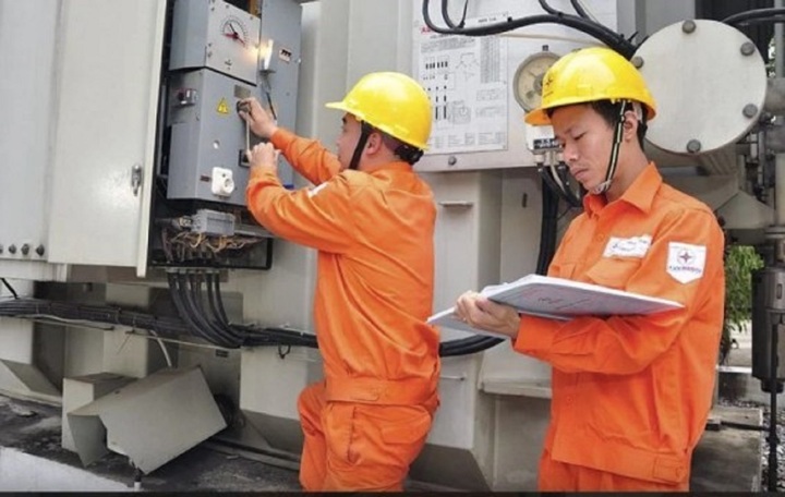 Chuyên gia cảnh báo: Không điều chỉnh cách dùng điện, hóa đơn sẽ còn tăng - Ảnh 1