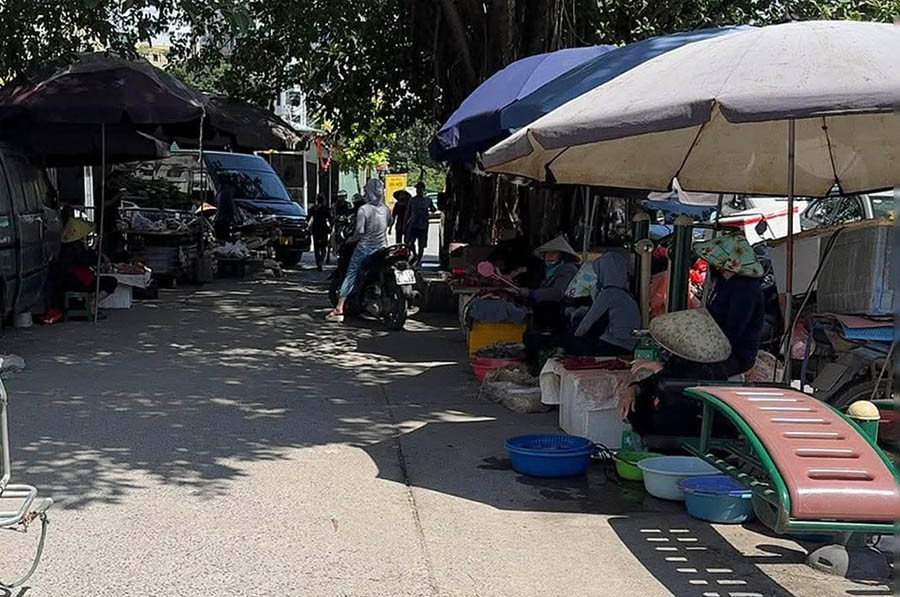 Vi phạm trật tự đô thị “di cư” vào ngõ ngách