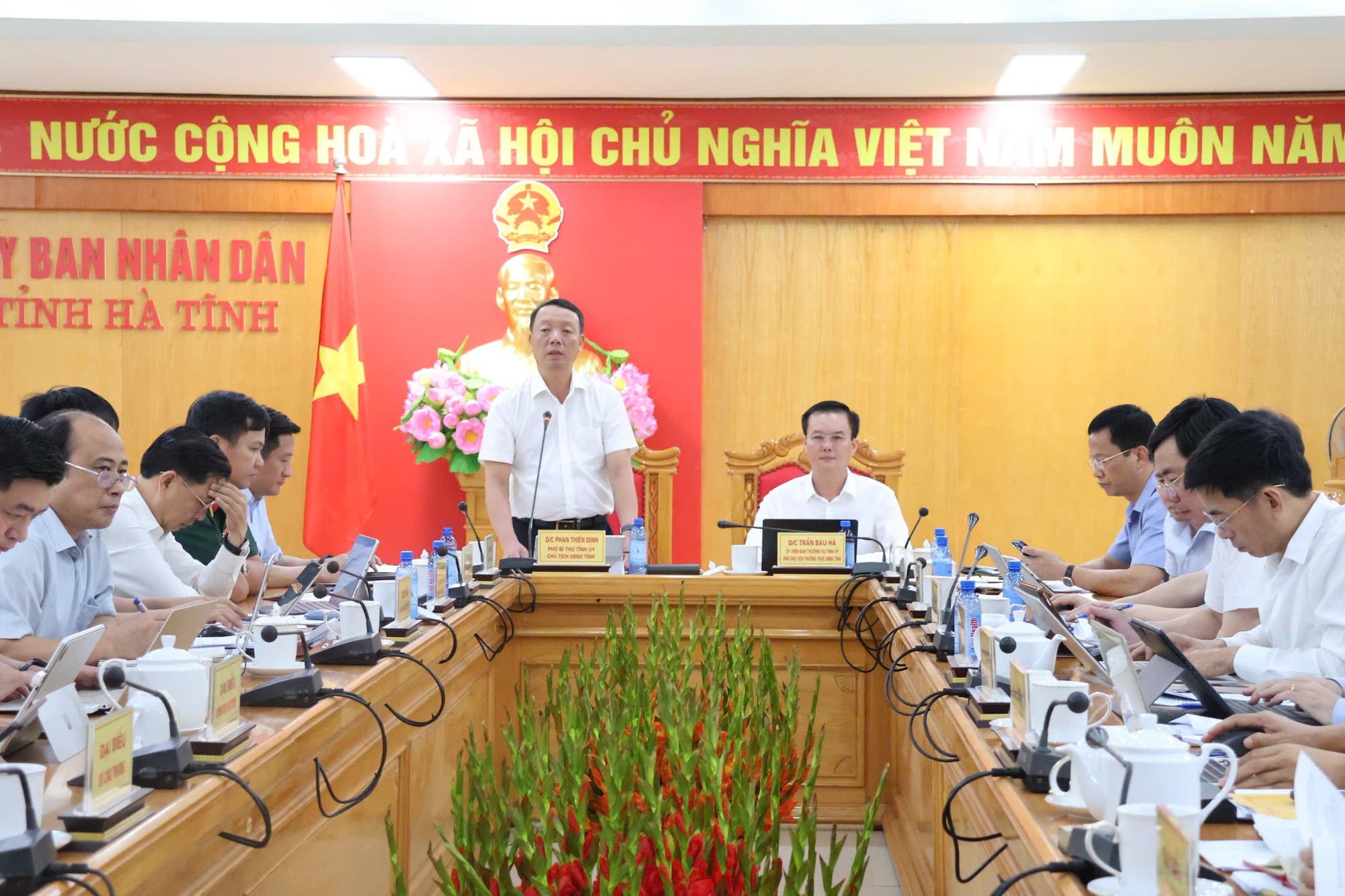 Sau 7 tháng, một khu kinh tế đã thu hút 6,2 tỷ USD vốn đầu tư, quy tụ cùng lúc dự án VinMetal, VinFast, LNG Vũng Áng III với tổng quy mô hơn 140.000 tỷ đồng