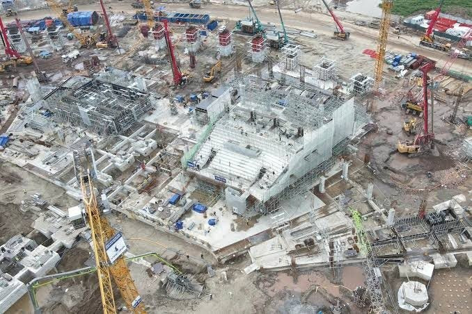 Bí mật công nghệ giúp kỹ sư Việt Nam nâng mái thép nặng hàng chục nghìn tấn lên cao hơn 100 m tại SVĐ lớn bậc nhất thế giới của Vingroup
