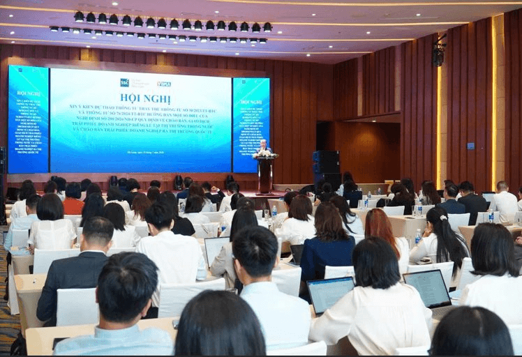 Phó Chủ tịch UBCKNN: "Hoàn thiện khuôn khổ pháp lý đối với thị trường trái phiếu doanh nghiệp có ý nghĩa đặc biệt quan trọng"