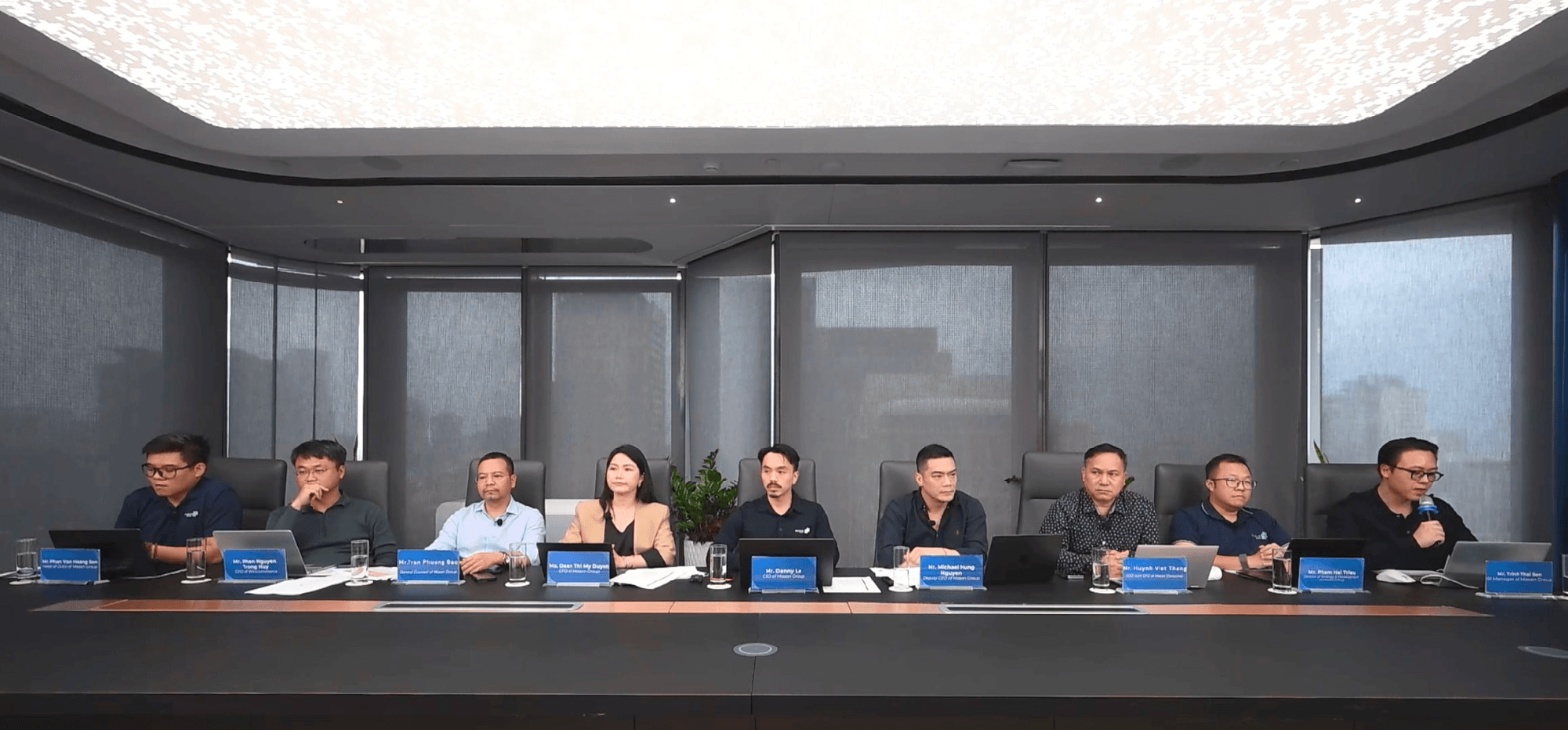 Đối thủ lớn nhất mở cửa hàng ồ ạt, WinCommerce khẳng định: "Chúng tôi không bị ảnh hưởng, doanh thu cùng cửa hàng vẫn tăng trên 10%"