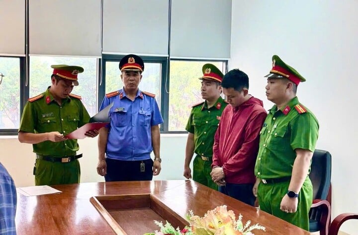 Nhân viên ngân hàng ở Quảng Trị lừa đảo chiếm đoạt hơn 29 tỷ đồng - Ảnh 1