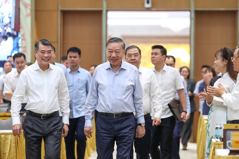 Tổng Bí thư, Chủ tịch nước Tô Lâm dự phiên họp Chính phủ thường kỳ tháng 6/2026 và Hội nghị trực tuyến Chính phủ với các địa phương - Ảnh 1