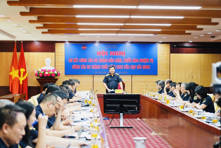 Hải quan: Thu gần 265.000 tỷ đồng ngân sách, tăng tốc chuyển đổi số
