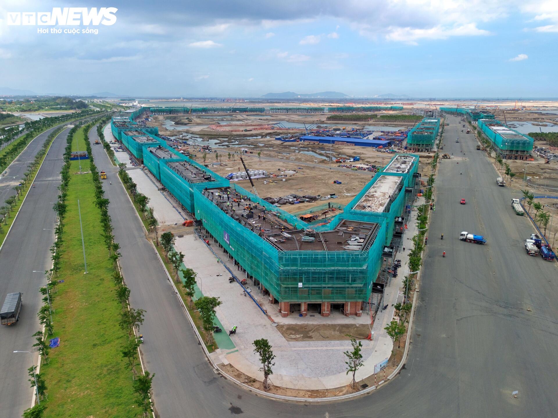 Diện mạo khu đô thị lấn biển Cần Giờ sau hơn 1 năm thi công thần tốc - Ảnh 1