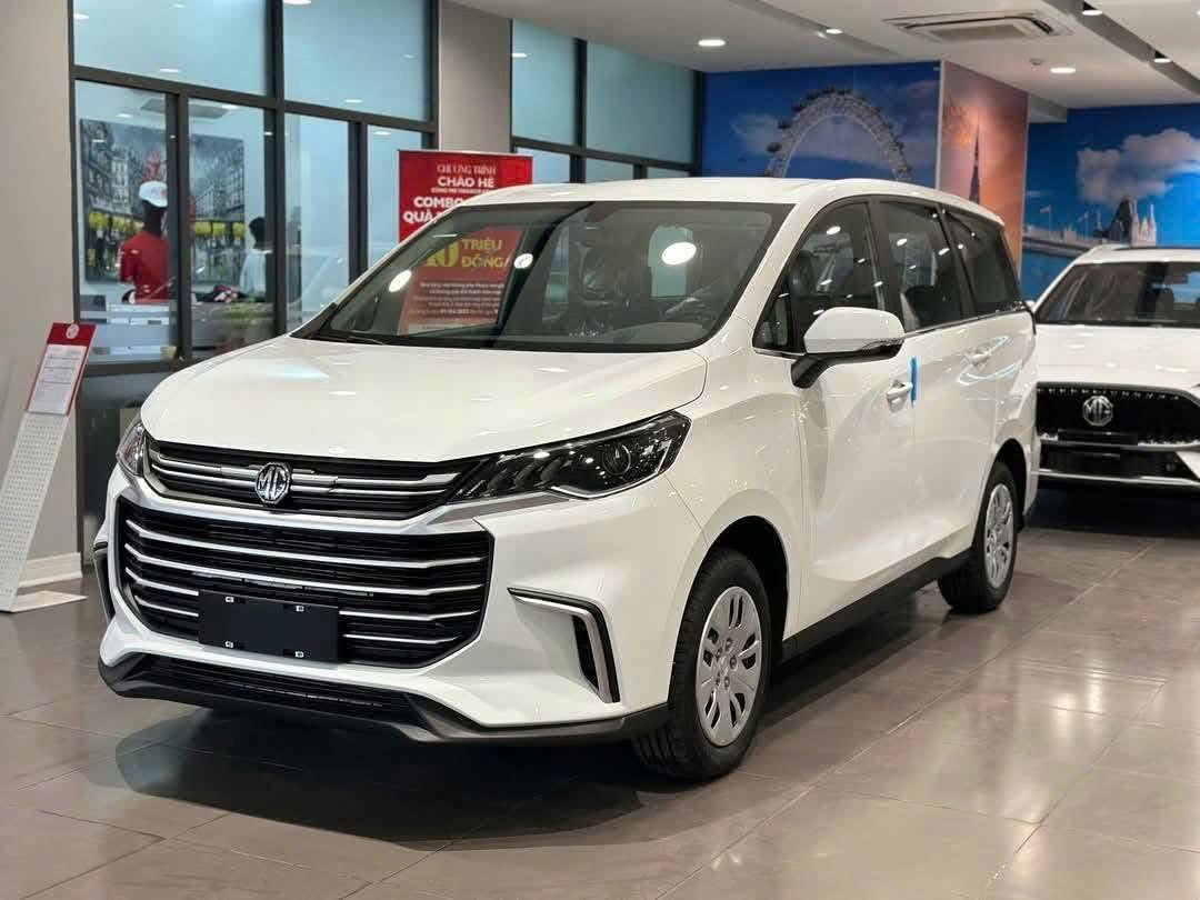 MPV rẻ nhất Việt Nam là đây: Giá thực tế chỉ từ 395 triệu đồng, lớn hơn Innova Cross, thêm lựa chọn giá 'dễ thở' cho dân dịch vụ