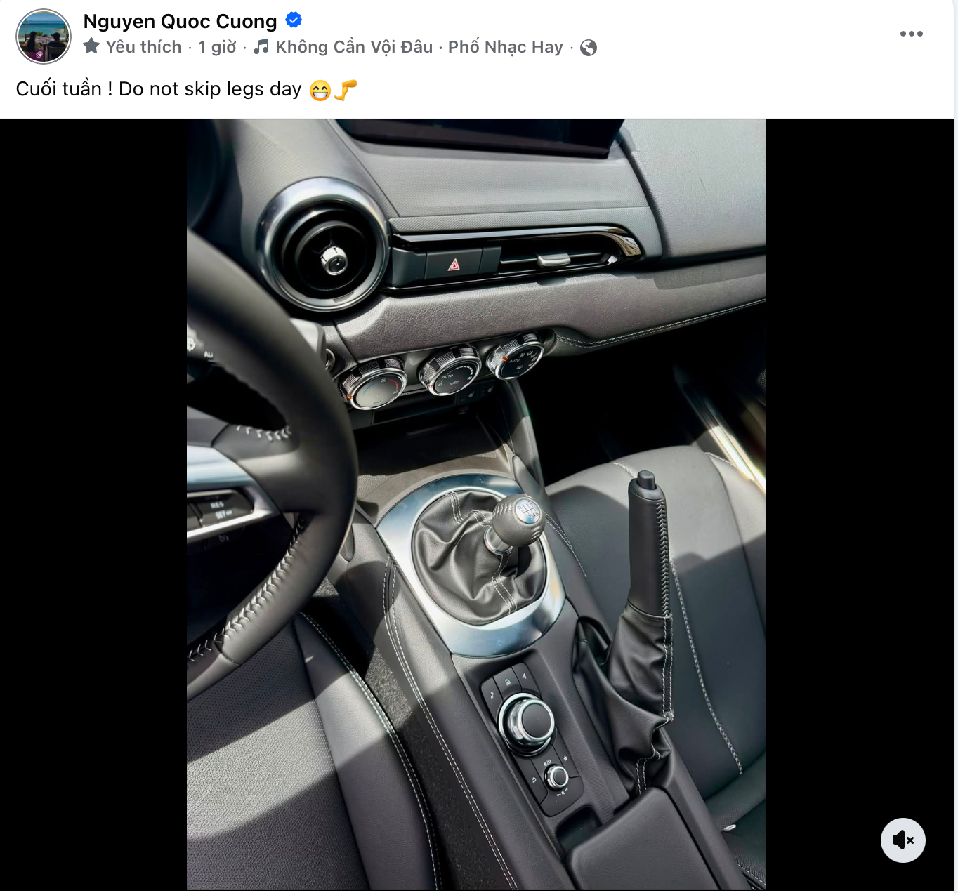 Cường ‘Đô la’ sắm Mazda MX-5 số sàn giá hơn 1,3 tỷ đồng vừa ra mắt Việt Nam? - Ảnh 1