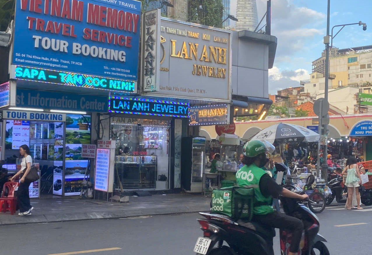 Những tiệm kim cương còn mở cửa tại TP.HCM