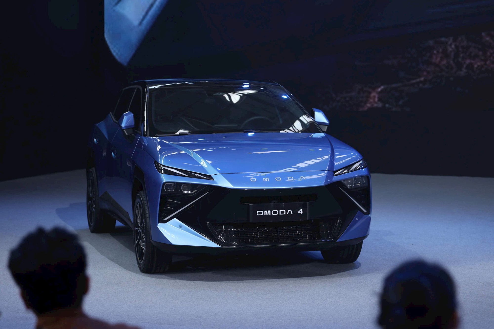 Omoda 4 sắp ra mắt Đông Nam Á: SUV Cyber-Mecha đầu tiên với khoang lái AI thông minh