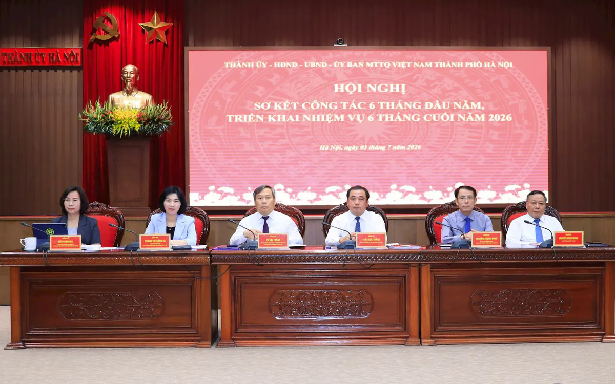 Hà Nội quyết tâm đạt tăng trưởng GRDP từ 11% trở lên trong năm 2026 - Ảnh 1