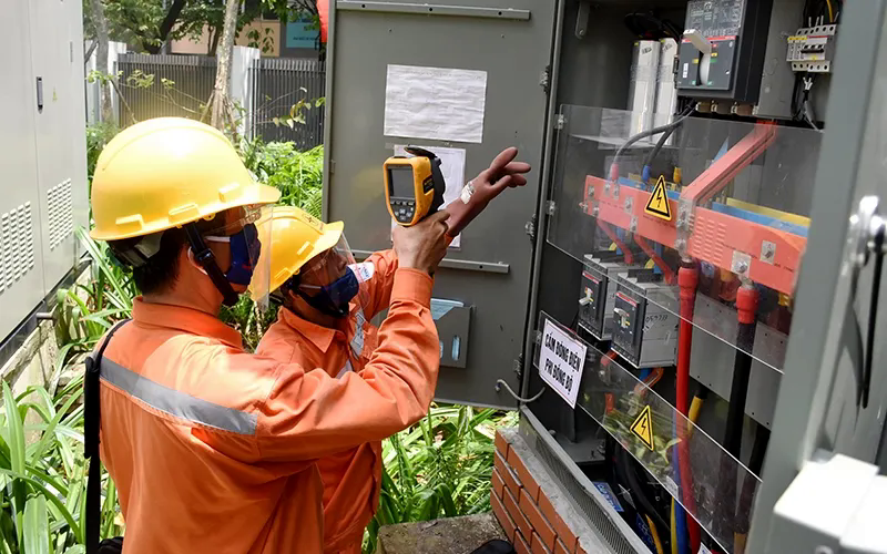 Giá điện tăng từ 10% trở lên phải báo cáo Chính phủ - Ảnh 1
